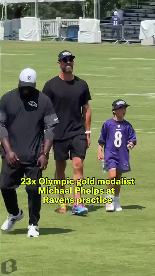 Baltimore's own Michael Phelps stopped by Ravens practice on Tuesday, watching alongside NFL Hall of Famer Ray Lewis.