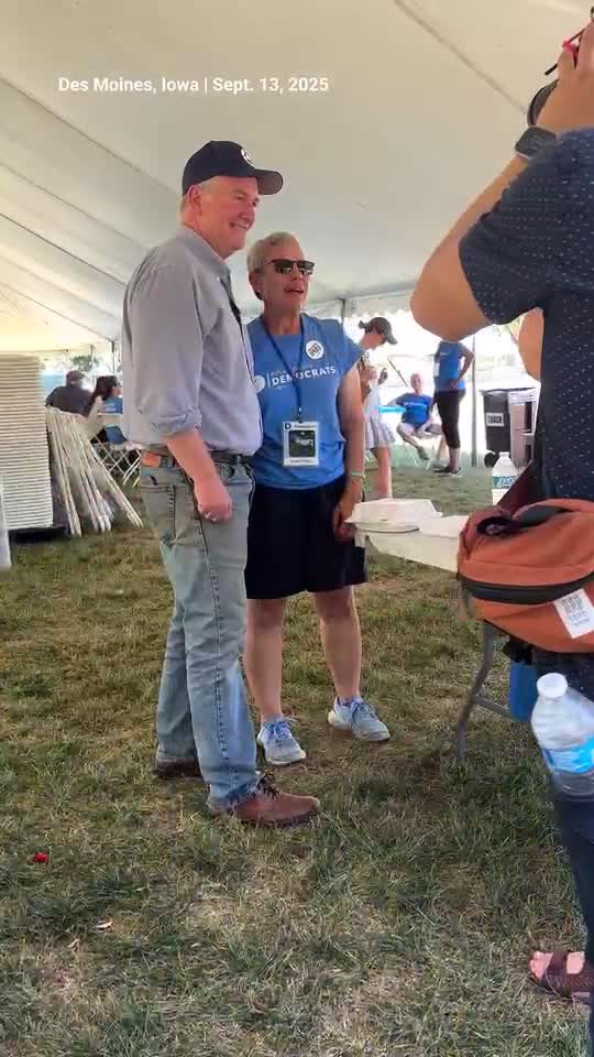 Van Hollen to Dem leaders: ditch the "spineless politics"